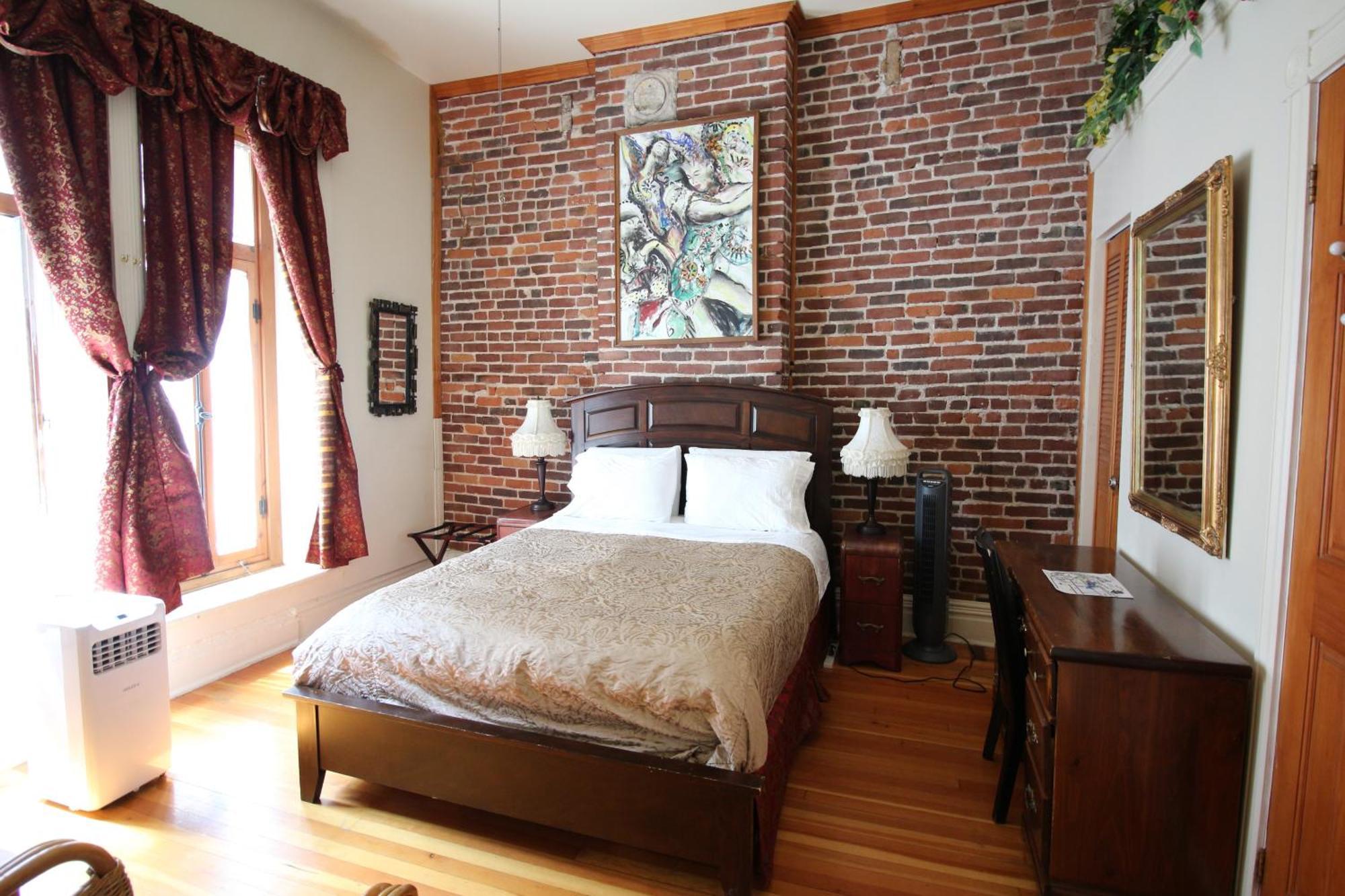De La Fontaine Bed & Breakfast Quebec City