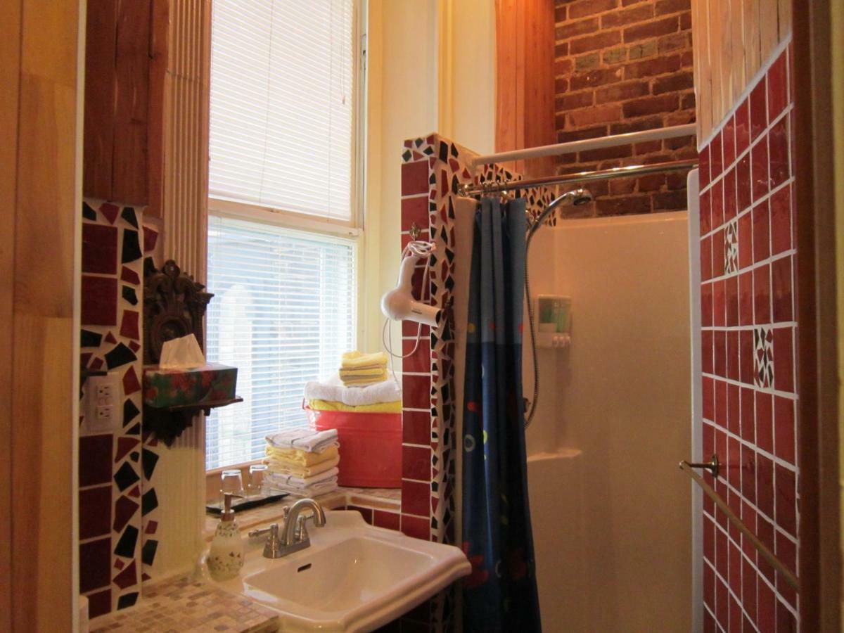 De La Fontaine Bed & Breakfast